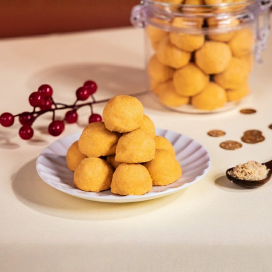 Golden Chicken Flossy Pineapple Tarts